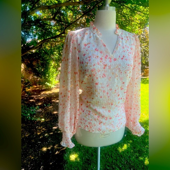 CeCe Coral Floral🌷 Blouse - Picture 1 of 8